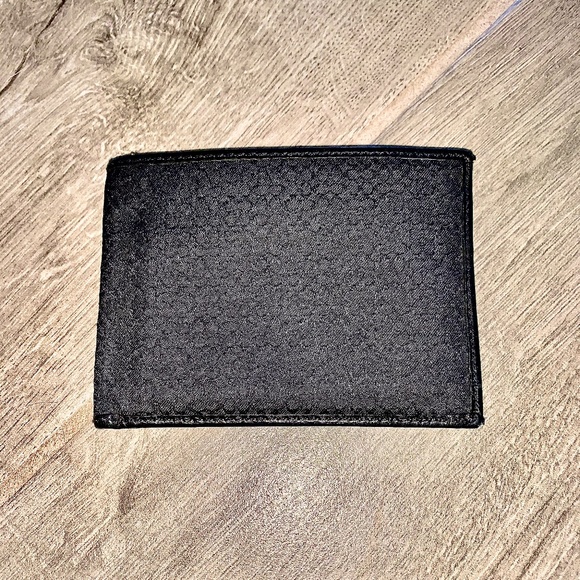 Coach Black Signature Pattern Wallet - Picture 1 of 4